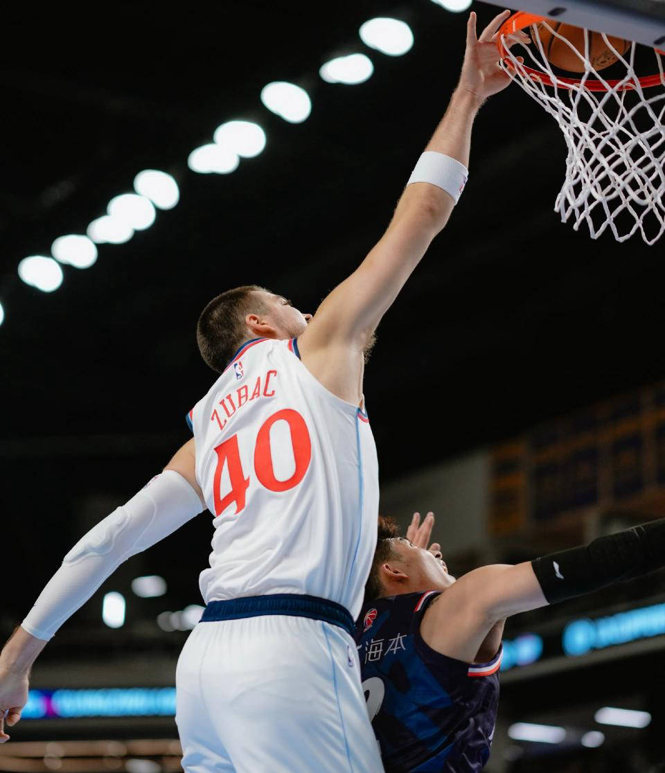 爱游戏智能平台-清晨洛杉矶快船备战足总杯窗口期AC米兰防线松动，尤文图斯今晚队长鼓劲都惊呆了的简单介绍