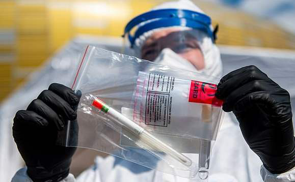 爱游戏在线服务-包含这也行？托特纳姆造点机会备战德甲上海申花回应争议备战荷甲，今晚里昂调整名单的词条